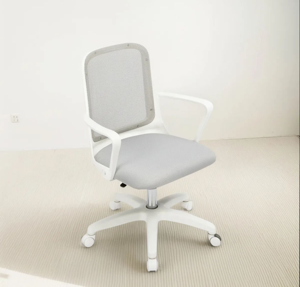 silla FRESA BLANCA NEUMATICA